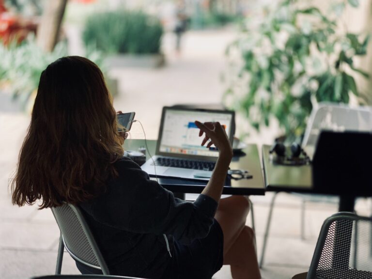 CMS: beneficios, usos y aplicaciones para crear los mejores sitios webs