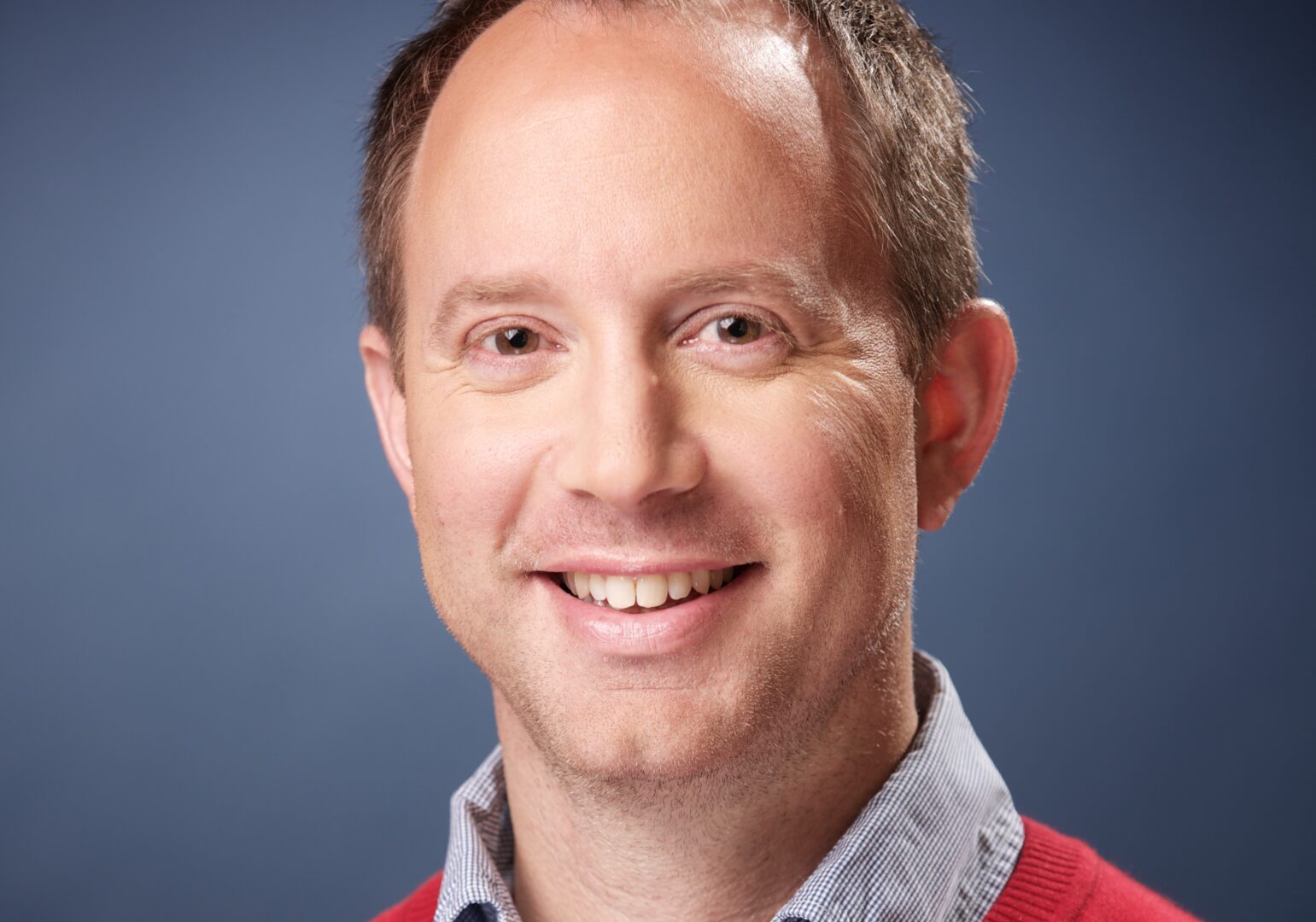 Alejandro Zuzenberg, co founder y director de Botmaker