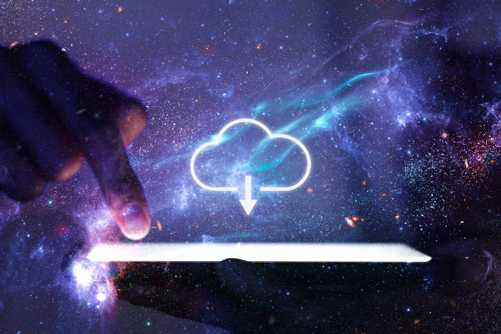 Representación conceptual de nube privada con ícono de descarga sobre fondo espacial, simbolizando tecnología avanzada y almacenamiento digital seguro.