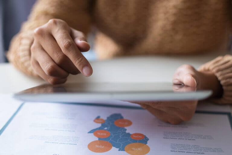 La modernización del Estado argentino es clave para reducir ineficiencias del gasto, mejorar la gestión pública y avanzar hacia un desarrollo sostenible con mayor eficiencia digital.