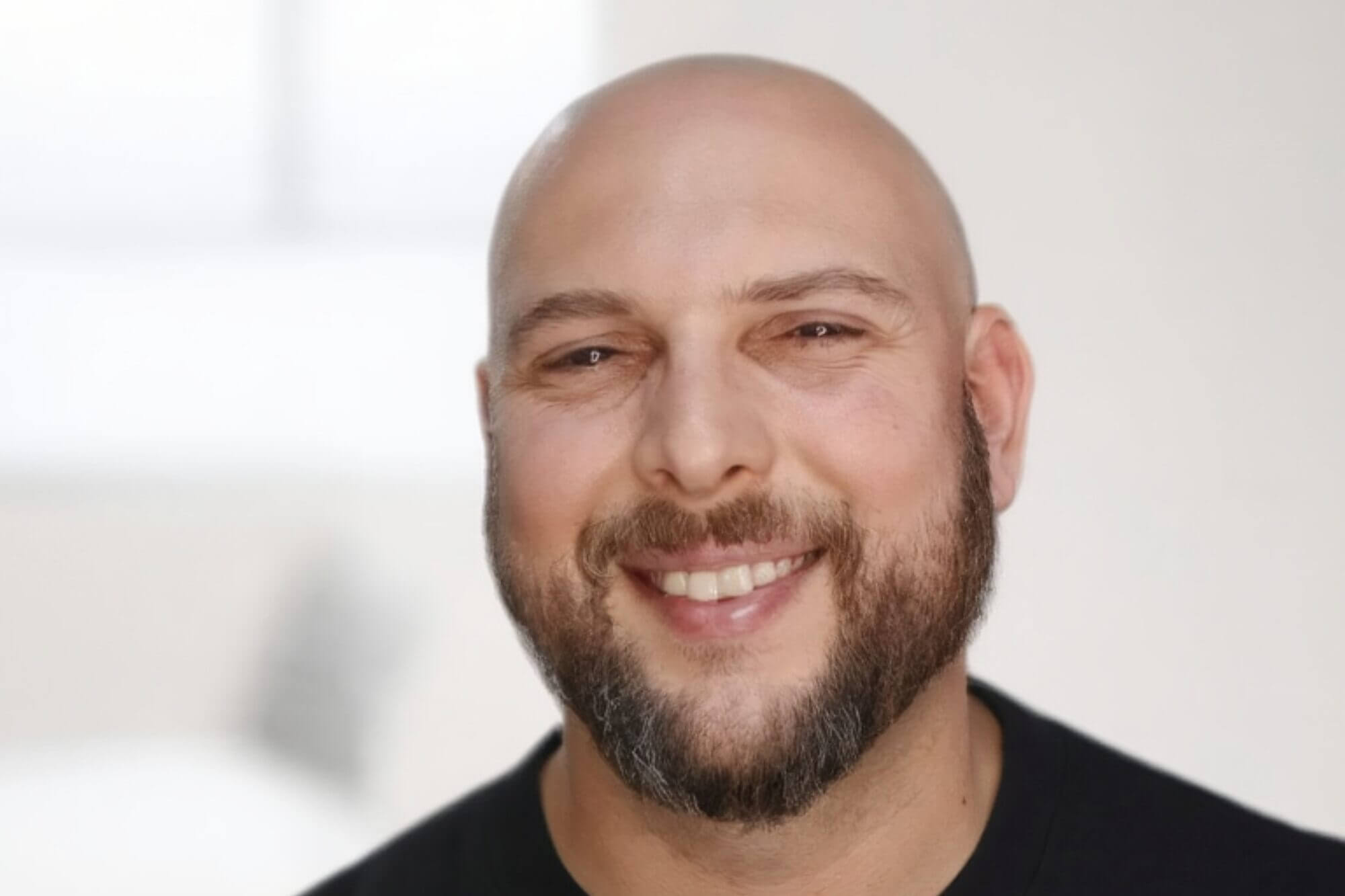 Retrato de Patricio Rouan, advisor de la SAIA, experto en IA en empresas