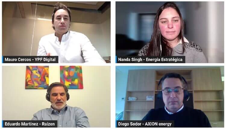 Captura de una videollamada con cuatro referentes del sector energético, en un debate sobre digitalización, con la presencia de Eduardo Martínez.