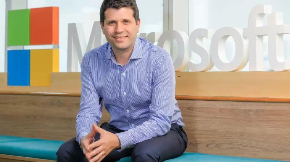 En la Argentina, Microsoft anunció en julio de 2025 a Sebastián Aveille como country manager