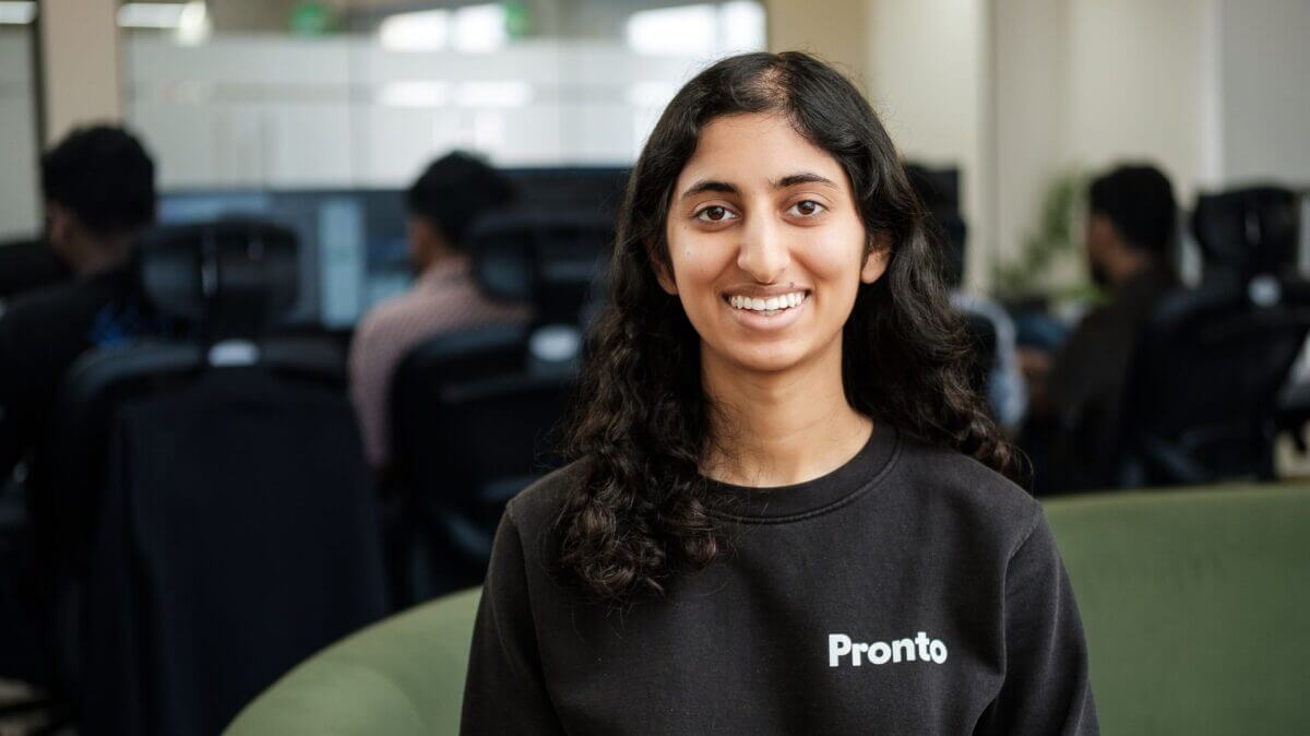 Anjali Sardana, fundadora de Pronto, posa en las oficinas de la startup india.