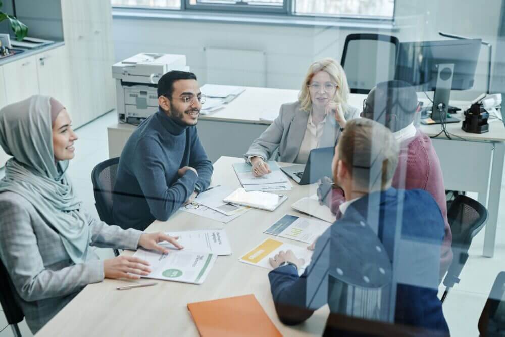 reunión, negocios, empresarios, empresa