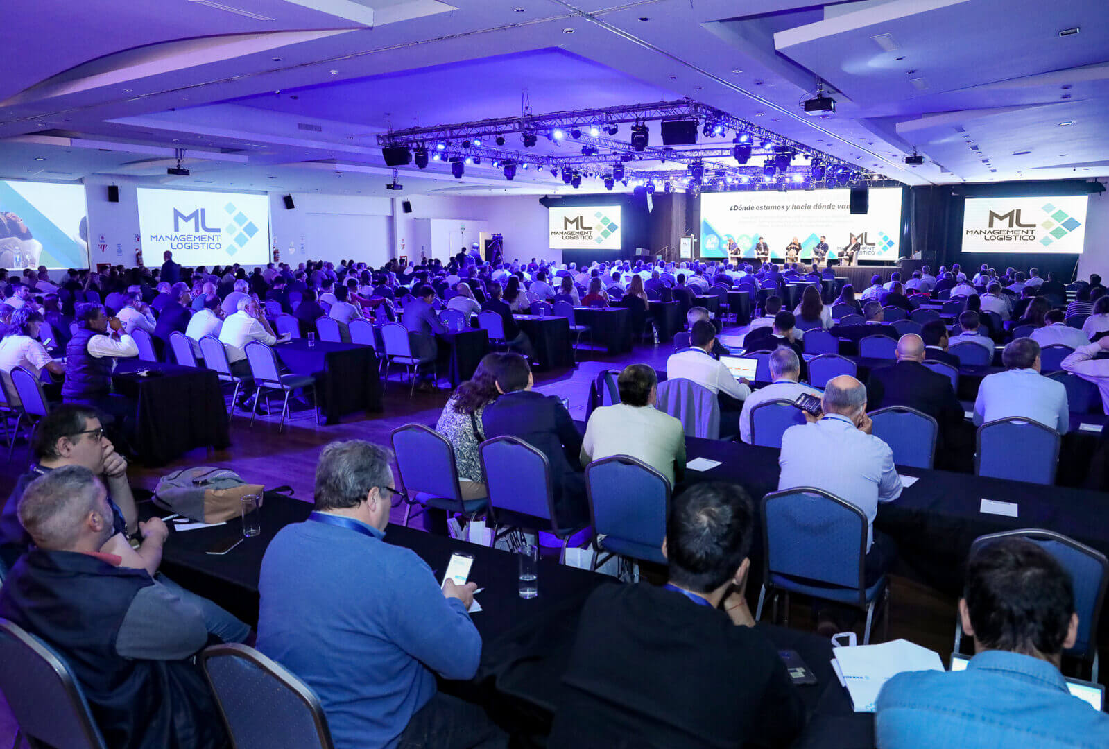 Auditorio con cientos de asistentes durante una edición de Management Logístico, encuentro que tendrá su edición 2026 en Buenos Aires.